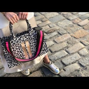 Midi East -West Bag Leopard